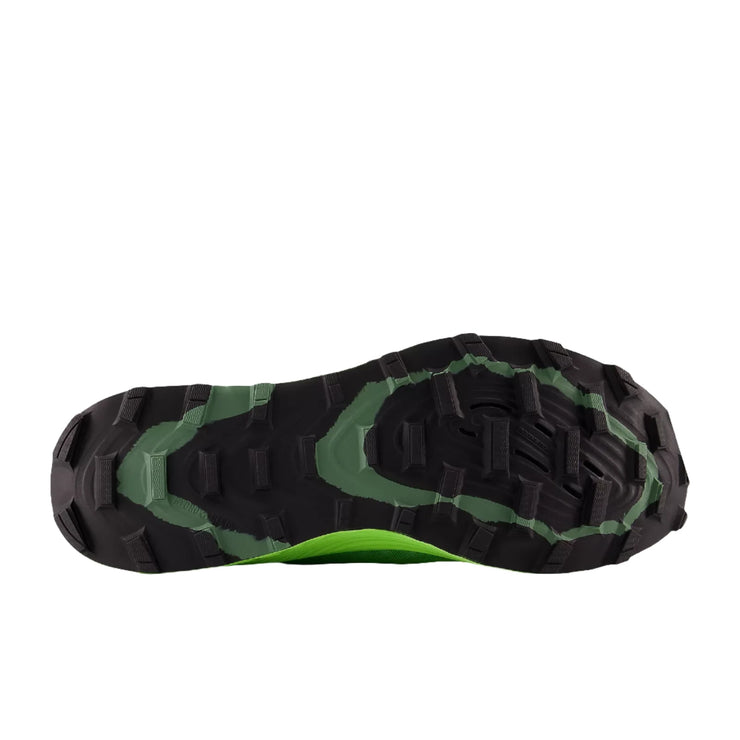 Men s New Balance Summit Unknown v3 MTUNKNT3 Sports 4