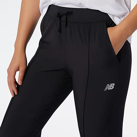 WOMEN'S NEW BALANCE ACCELERATE PANT  - WP01217 BK